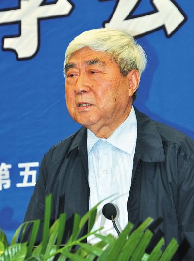 前神舟系列飛船總設(shè)計(jì)師：中國空間站建成分三步走