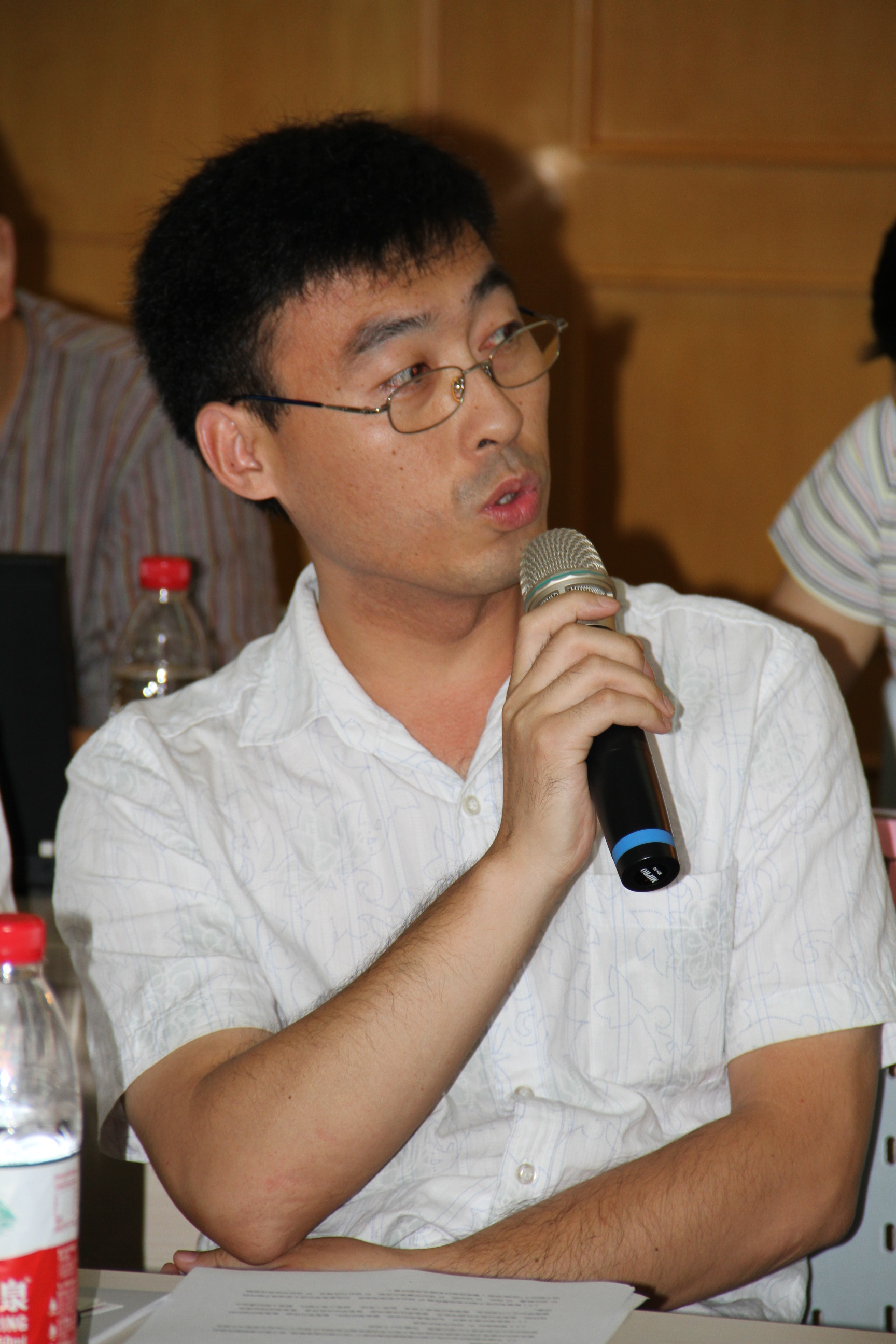 電子郵件規(guī)范2013年第一次會(huì)議在京舉行