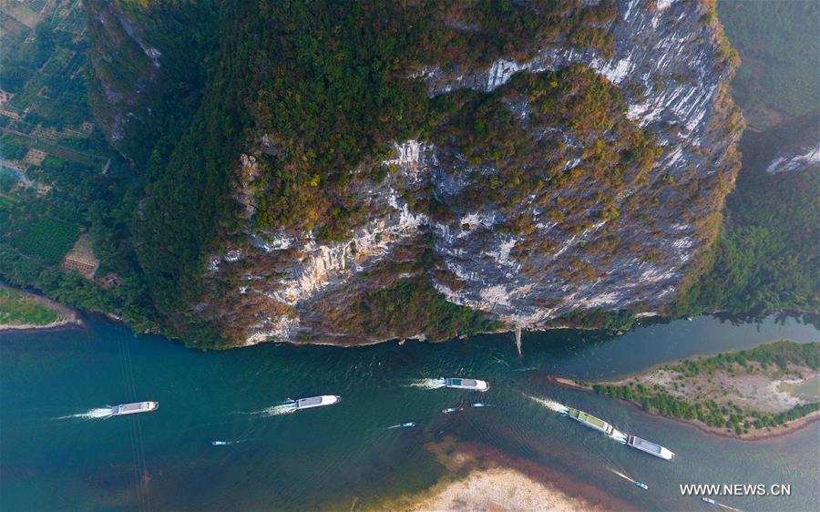 Scenery of Lijiang River in S China's Guilin