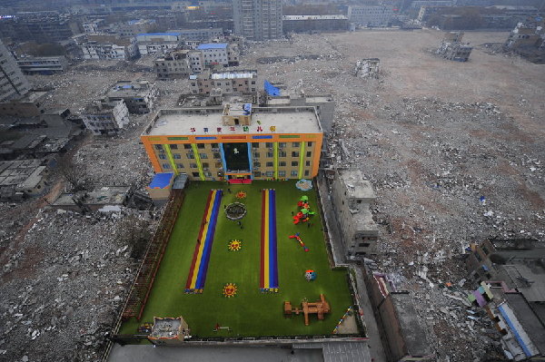 Trending: Hebei man's Ukrainian life draws envy