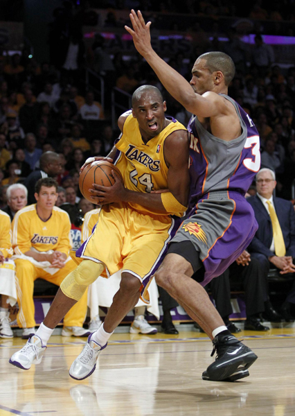 NBA：科比40分力壓納什兩雙 西部決賽湖人1:0太陽(yáng)