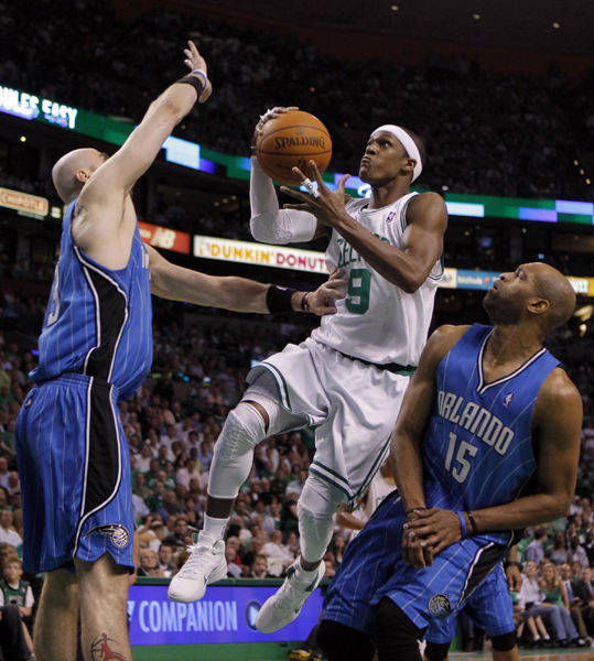 NBA：魔術(shù)拒絕被橫掃 客場(chǎng)加時(shí)險(xiǎn)勝凱爾特人
