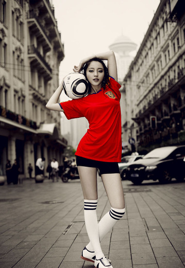 甘婷婷熱辣球服玩轉(zhuǎn)紀實