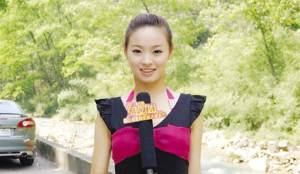 退役女足球員穿“睡衣”殺進選美決賽