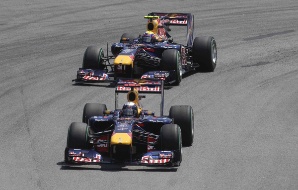 F1巴西站：紅牛車隊(duì)提前奪冠 阿隆索逼近三冠王