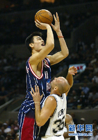 “難說(shuō)再見(jiàn)！”：姚明NBA生涯全回顧