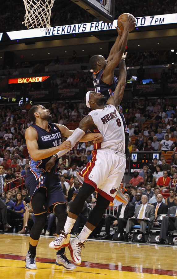 NBA常規賽：熱火大勝山貓 取得26連勝