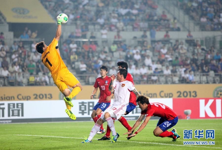 東亞杯：曾誠奮勇屢救險(xiǎn) 國足0:0戰(zhàn)平韓國