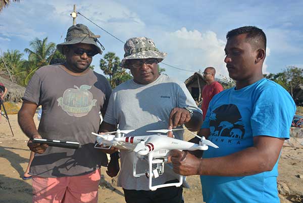 Death at the bottom of the bay