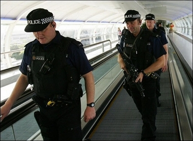 British police thwart aircraft bomb plot