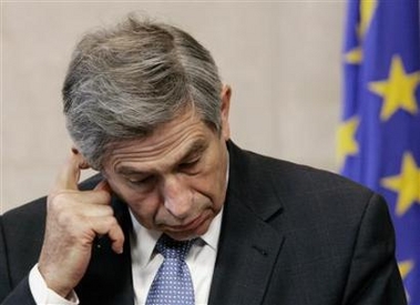 Wolfowitz aide quits World Bank amid controversy