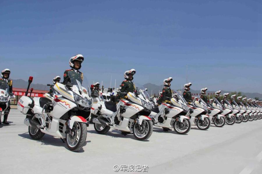 Chinese armed police motorcycle guard formation to make its debut