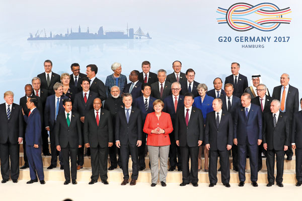 'Make sure all benefit from globalization'