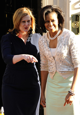 Obama tries to rally world to cope with downturn