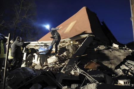 Italy earthquake death toll rises to 70