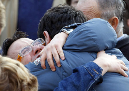 Quake funerals begin in Italy as more bodies found