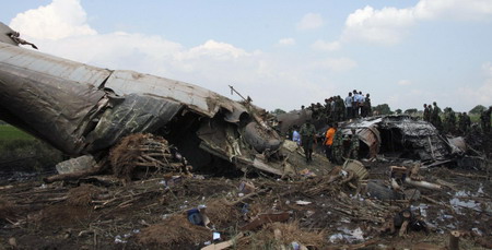 98 killed in Indonesian military plane crash