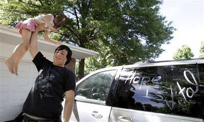 Injected with HIV by dad as baby, teen inspires