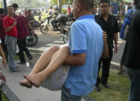 Officials: 9 dead, 50 wounded in Indonesian blasts