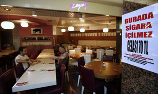 Turkey extends smoke ban to bars, restaurants