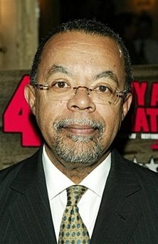 Charges dropped against Harvard professor-report