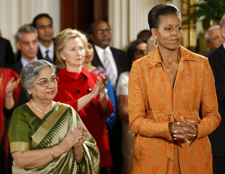 Obama hails US-India ties amid talks with Singh