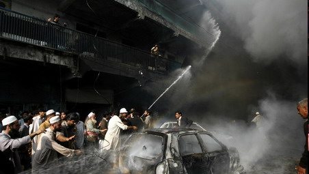 Pakistan: 1 militant killed, 5 held near Peshawar