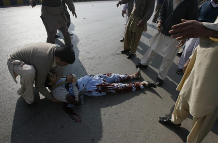 Bombings kill 46 people in 2 Pakistan cities