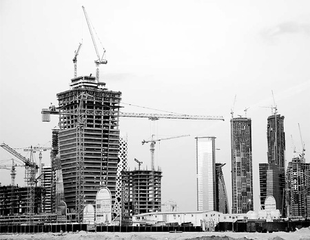 Abu Dhabi gives Dubai $10b lifeline