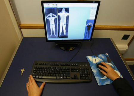 France to introduce body scanners at airports