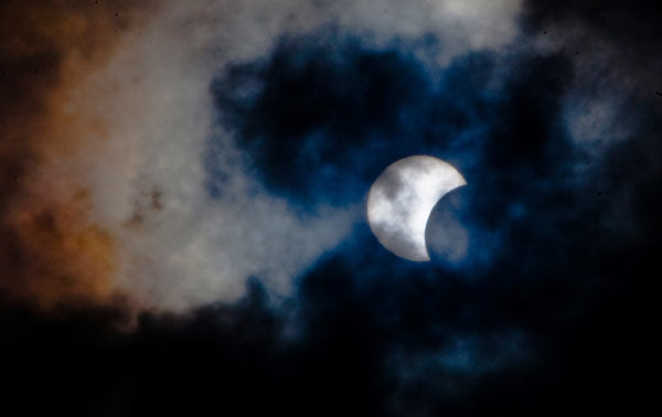 Desiree Martin / Agence France-Presse Kenya enhances security as tourists flock to see eclipse