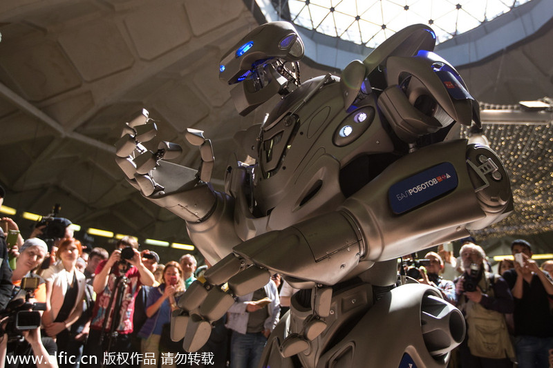 Moscow visited by Titan the Robot