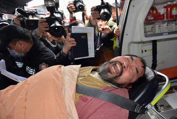 US ambassador to South Korea slashed in face by assailant