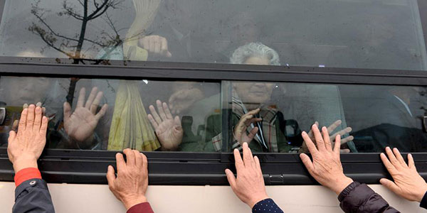 S. Koreans reunion with DPRK relatives after 60 years