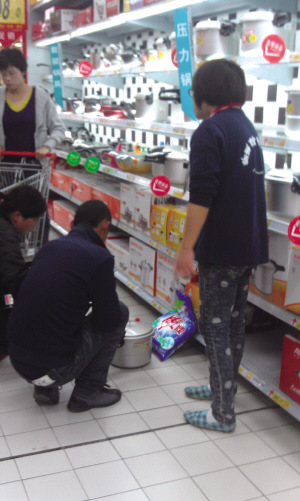 品牌不銹鋼炊具被曝不合格 鐵鍋進(jìn)口鍋成新寵