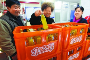 首批新北冰洋汽水試銷(xiāo) 時(shí)尚瓶身設(shè)計(jì)拉攏