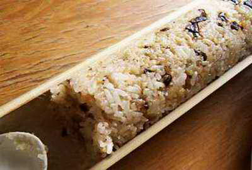 去云南一定要吃的8種特色小吃