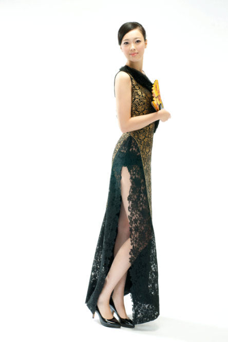 世界旅游形象大使王旭艽浪漫情人節(jié)寫真