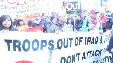 倫敦峰會在即 人們舉行大規模示威活動