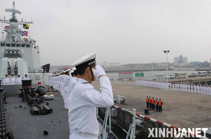 中國海軍第二批護(hù)航編隊出發(fā) 赴亞丁灣海域護(hù)航