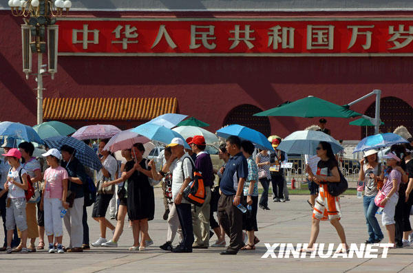 熱浪席卷全國17省市 多地區高溫超40℃(圖)