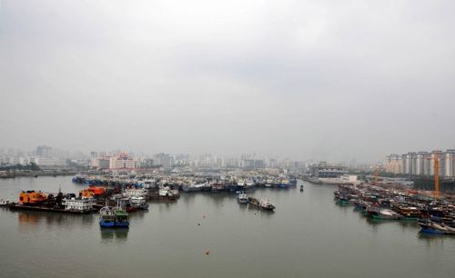 熱帶風(fēng)暴彩虹11日2時20分登陸海南文昌(圖)