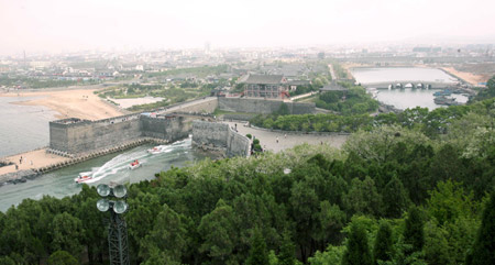 煙臺(tái)加快建設(shè)濱海休閑度假圣地(圖)