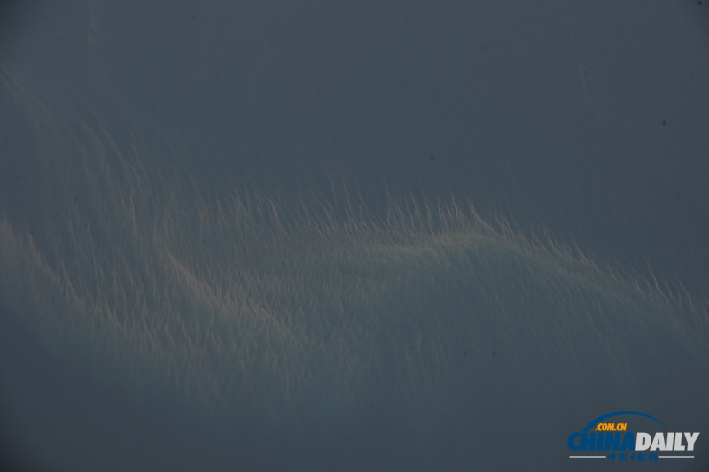 越南空軍搜救發(fā)現(xiàn)海上油帶 或與馬航失聯(lián)客機有關